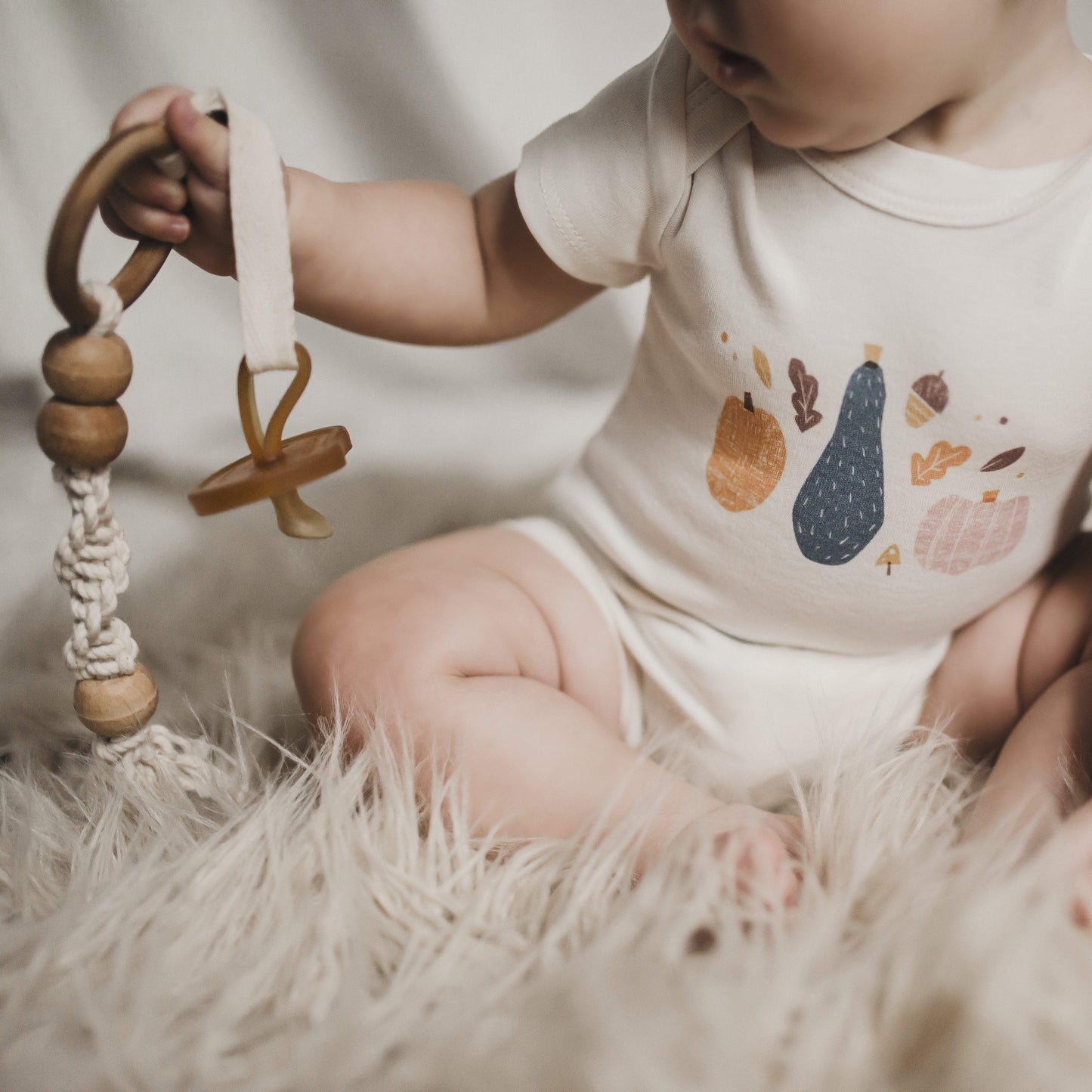 all-in-one toy | macrame beaded twist DC-Finn + Emma